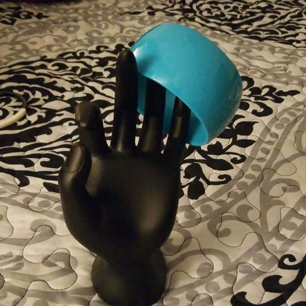 Bangle - Picture 2 of 3